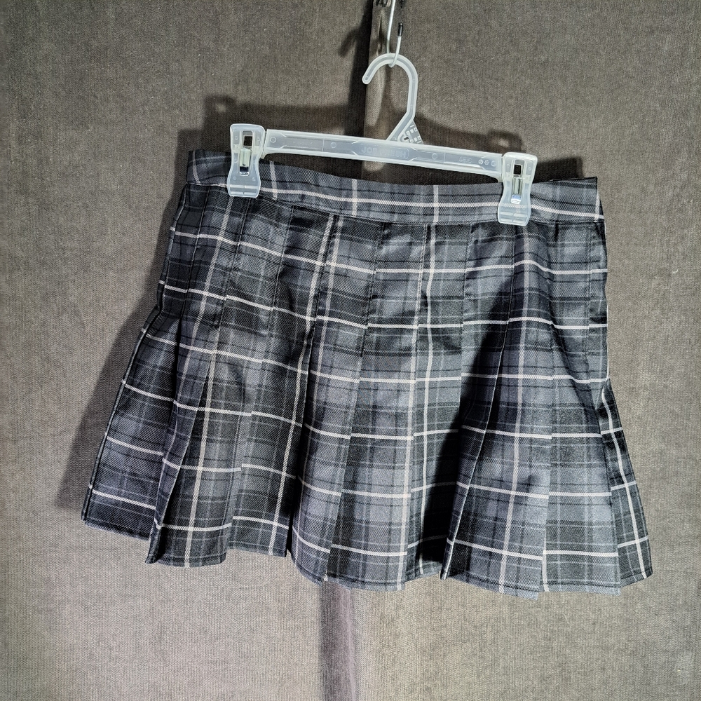 Ardene Black Grey White Plaid Polyester Blend Pleated Mini Skirt VG+ XL - Picture 2 of 4